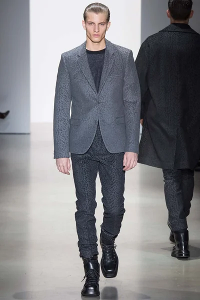 Look 5